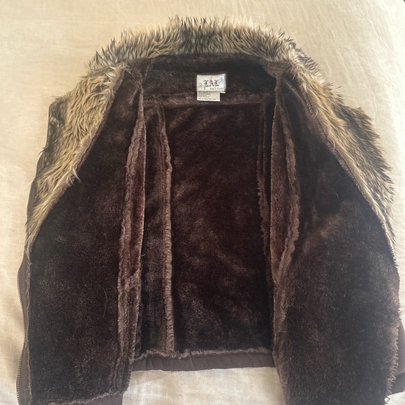 Y2K Vintage Brown Faux Fur Lined Vest - Picture 4 of 4